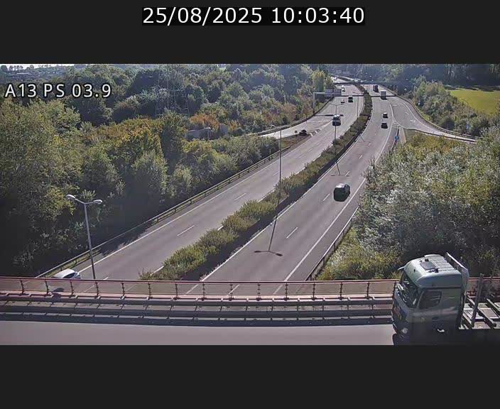 <h2>Traffic live webcam Luxembourg Differdange - A13 direction Esch-sur-Alzette - BK 3.9</h2>