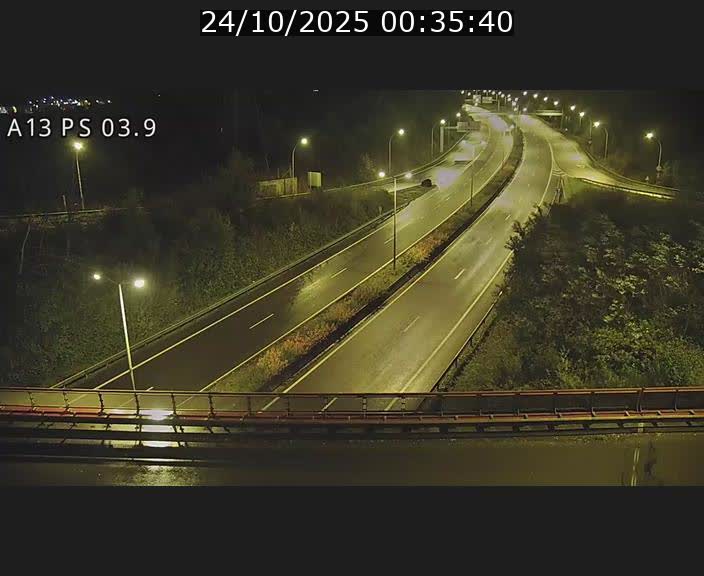 <h2>Traffic live webcam Luxembourg Differdange - A13 direction Esch-sur-Alzette - BK 3.9</h2>