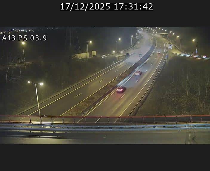 <h2>Traffic live webcam Luxembourg Differdange - A13 direction Esch-sur-Alzette - BK 3.9</h2>