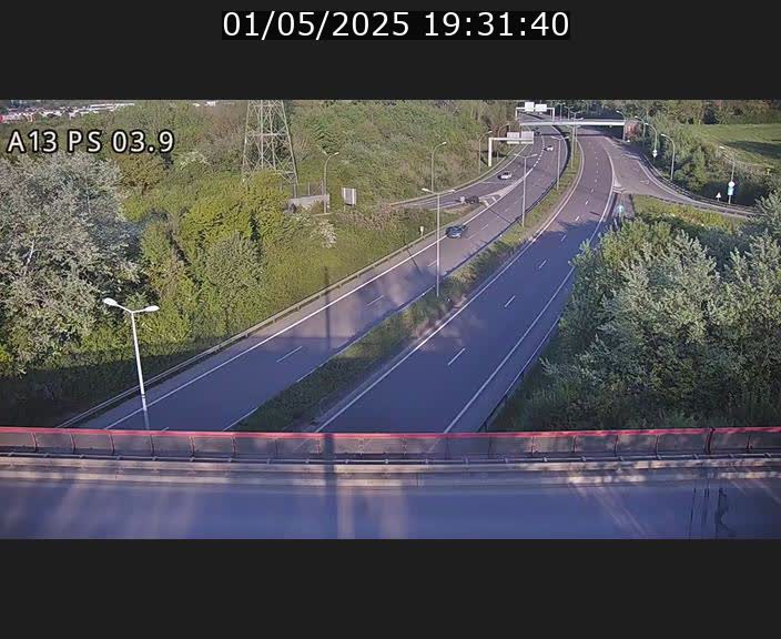 Traffic live webcam Luxembourg Ehlerange - A13 direction Esch-sur-Alzette - BK 6.8