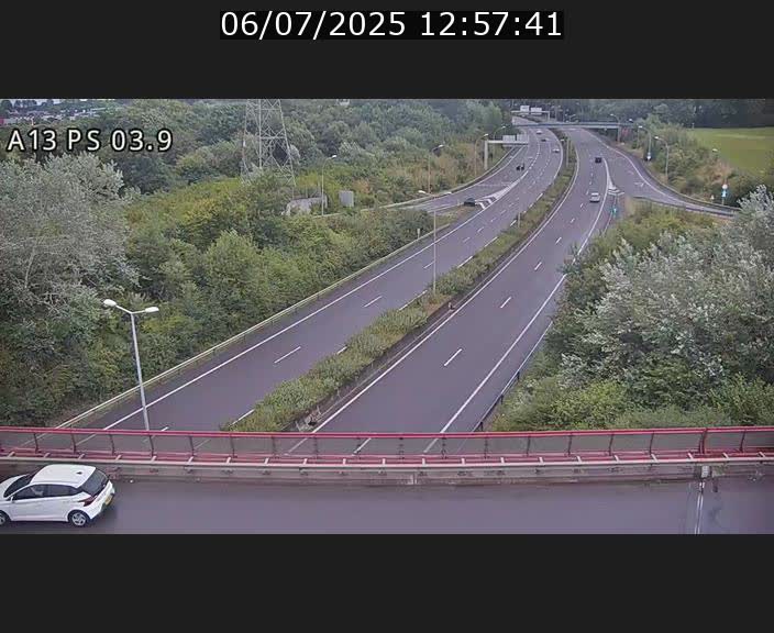 Traffic live webcam Luxembourg Ehlerange - A13 direction Esch-sur-Alzette - BK 6.8