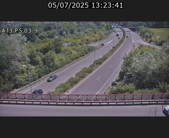 Traffic live webcam Luxembourg Differdange - A13 direction Esch-sur-Alzette - BK 3.9