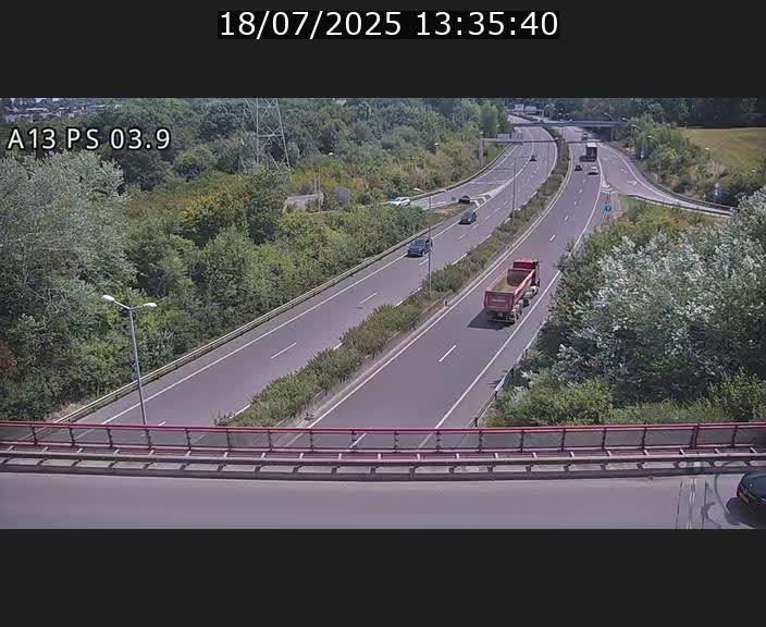 Traffic live webcam Luxembourg Ehlerange - A13 direction Esch-sur-Alzette - BK 6.8