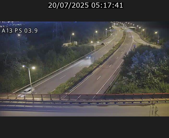Traffic live webcam Luxembourg Ehlerange - A13 direction Esch-sur-Alzette - BK 6.8