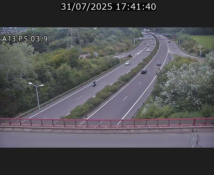 Traffic live webcam Luxembourg Ehlerange - A13 direction Esch-sur-Alzette - BK 6.8