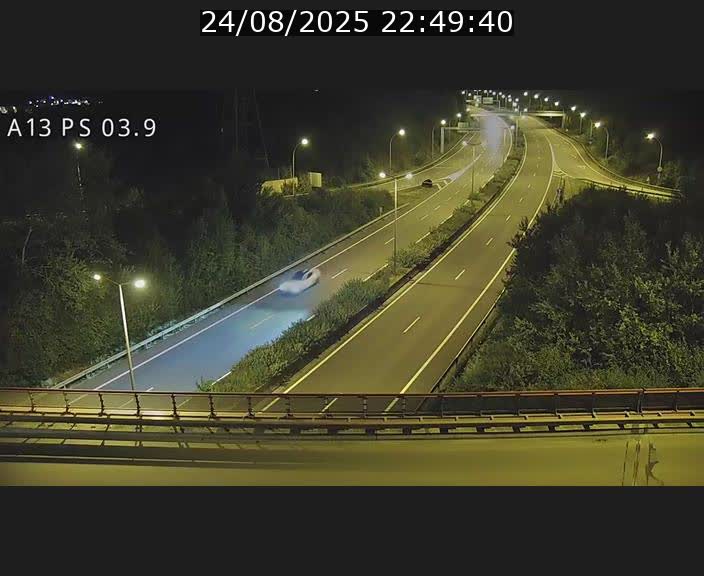 Traffic live webcam Luxembourg Differdange - A13 direction Esch-sur-Alzette - BK 3.9