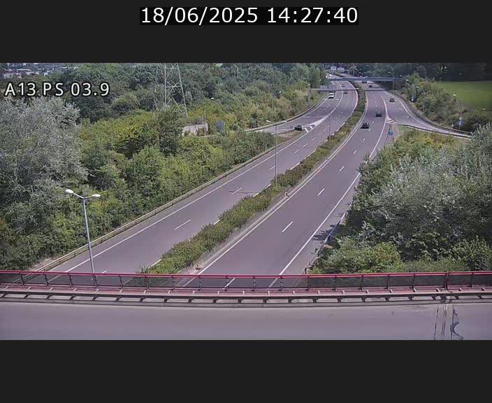 <h2>Traffic live webcam Luxembourg Differdange - A13 direction Esch-sur-Alzette - BK 3.9</h2>
