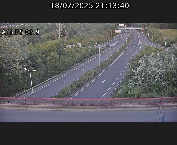 <h2>Traffic live webcam Luxembourg Differdange - A13 direction Esch-sur-Alzette - BK 3.9</h2>