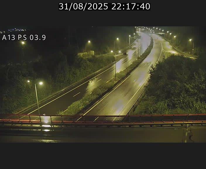 <h2>Traffic live webcam Luxembourg Differdange - A13 direction Esch-sur-Alzette - BK 3.9</h2>