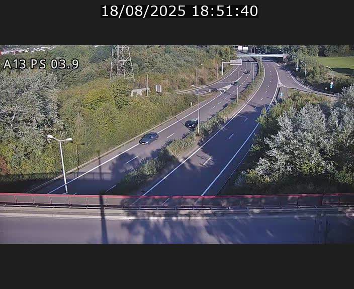 <h2>Traffic live webcam Luxembourg Differdange - A13 direction Esch-sur-Alzette - BK 3.9</h2>