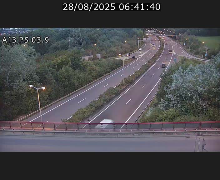 <h2>Traffic live webcam Luxembourg Differdange - A13 direction Esch-sur-Alzette - BK 3.9</h2>