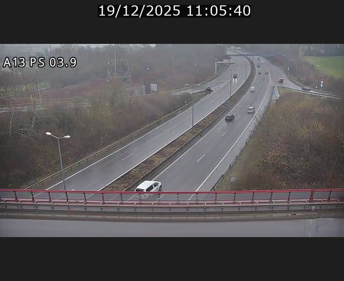 <h2>Traffic live webcam Luxembourg Differdange - A13 direction Esch-sur-Alzette - BK 3.9</h2>