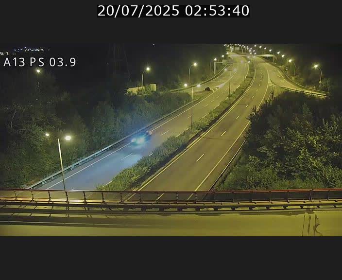 <h2>Traffic live webcam Luxembourg Differdange - A13 direction Esch-sur-Alzette - BK 3.9</h2>