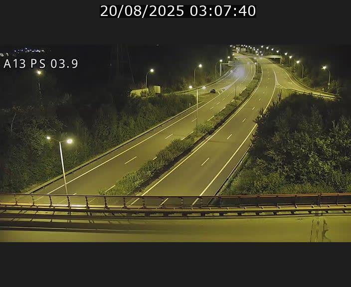 <h2>Traffic live webcam Luxembourg Differdange - A13 direction Esch-sur-Alzette - BK 3.9</h2>