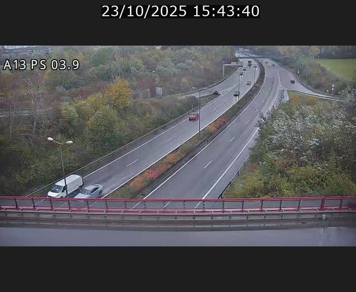 <h2>Traffic live webcam Luxembourg Differdange - A13 direction Esch-sur-Alzette - BK 3.9</h2>