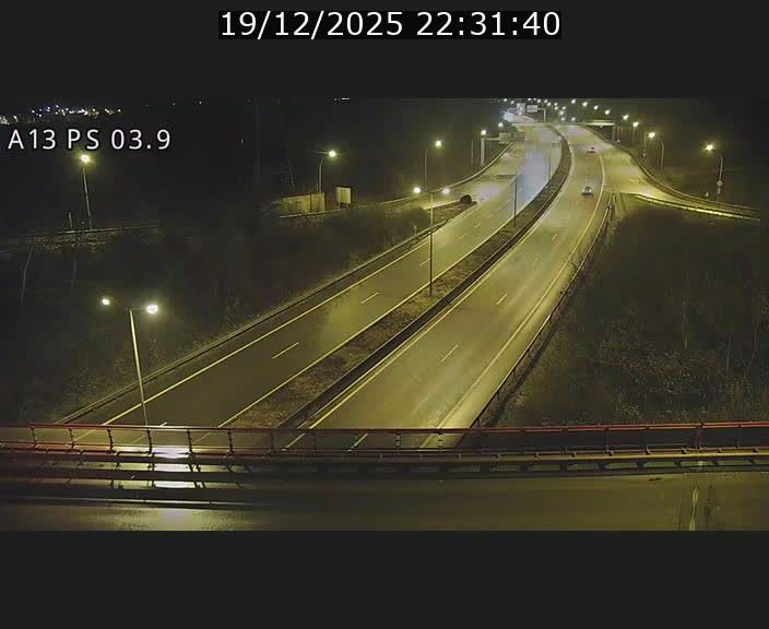 <h2>Traffic live webcam Luxembourg Differdange - A13 direction Esch-sur-Alzette - BK 3.9</h2>