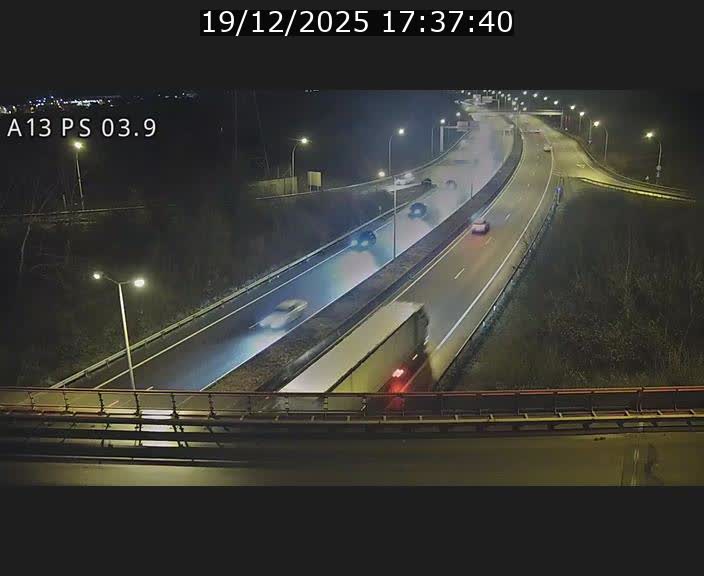 <h2>Traffic live webcam Luxembourg Differdange - A13 direction Esch-sur-Alzette - BK 3.9</h2>