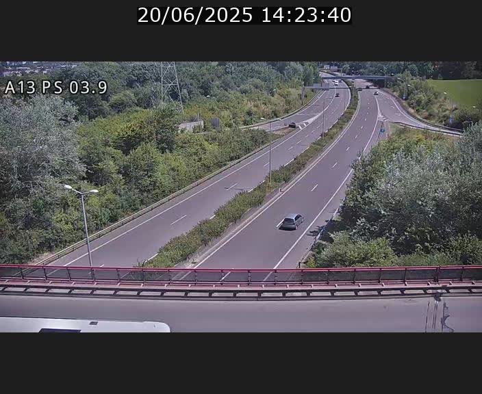 <h2>Traffic live webcam Luxembourg Differdange - A13 direction Esch-sur-Alzette - BK 3.9</h2>
