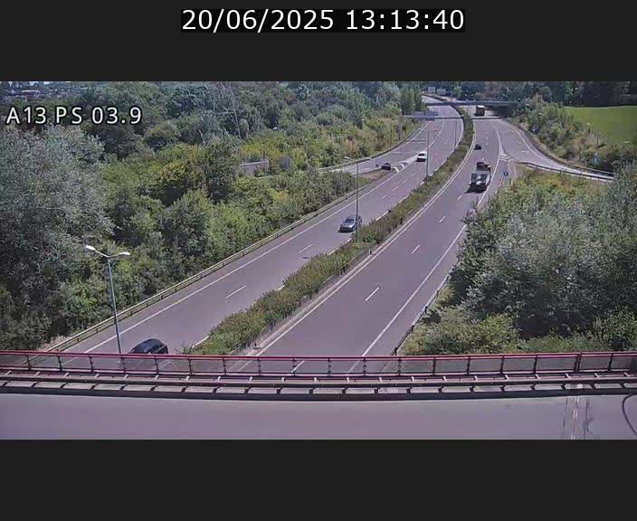 <h2>Traffic live webcam Luxembourg Differdange - A13 direction Esch-sur-Alzette - BK 3.9</h2>