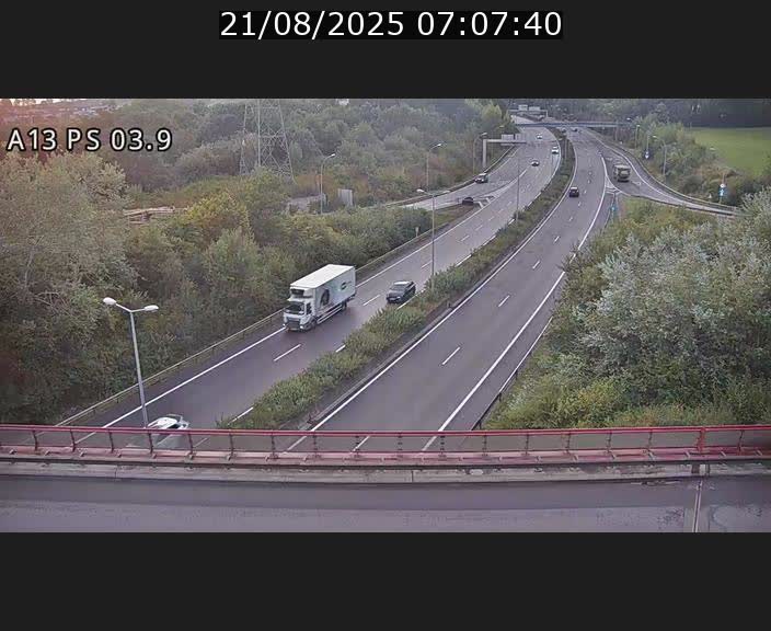 <h2>Traffic live webcam Luxembourg Differdange - A13 direction Esch-sur-Alzette - BK 3.9</h2>