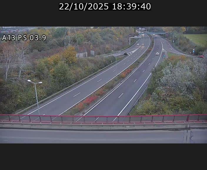 <h2>Traffic live webcam Luxembourg Differdange - A13 direction Esch-sur-Alzette - BK 3.9</h2>