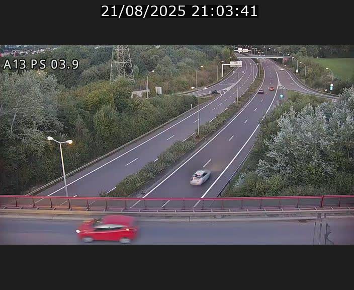 <h2>Traffic live webcam Luxembourg Differdange - A13 direction Esch-sur-Alzette - BK 3.9</h2>