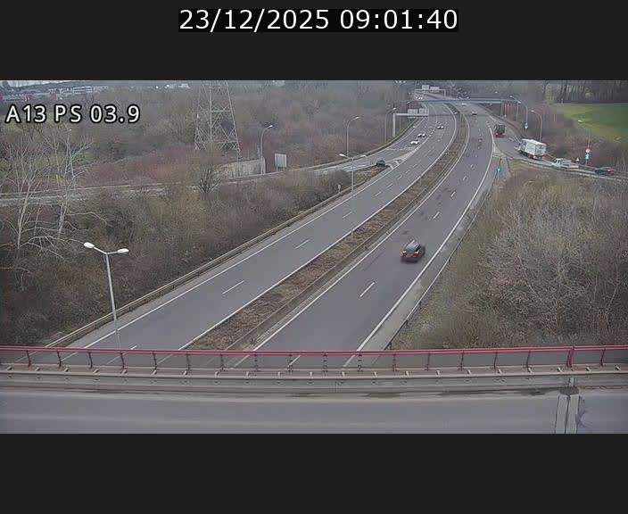 <h2>Traffic live webcam Luxembourg Differdange - A13 direction Esch-sur-Alzette - BK 3.9</h2>