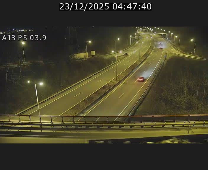 <h2>Traffic live webcam Luxembourg Differdange - A13 direction Esch-sur-Alzette - BK 3.9</h2>