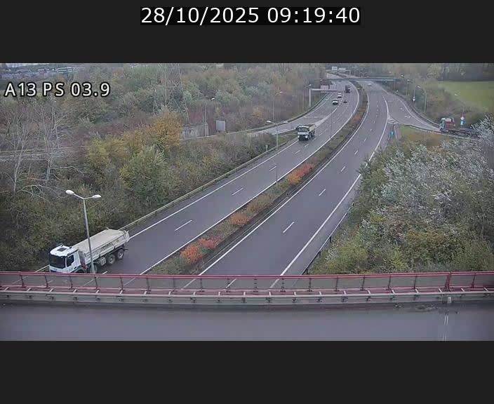 <h2>Traffic live webcam Luxembourg Differdange - A13 direction Esch-sur-Alzette - BK 3.9</h2>