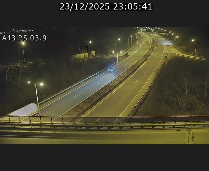 <h2>Traffic live webcam Luxembourg Differdange - A13 direction Esch-sur-Alzette - BK 3.9</h2>