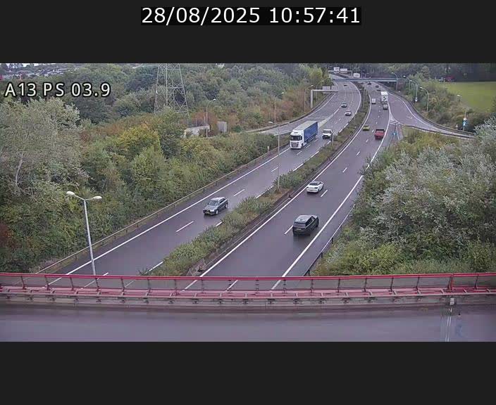 <h2>Traffic live webcam Luxembourg Differdange - A13 direction Esch-sur-Alzette - BK 3.9</h2>