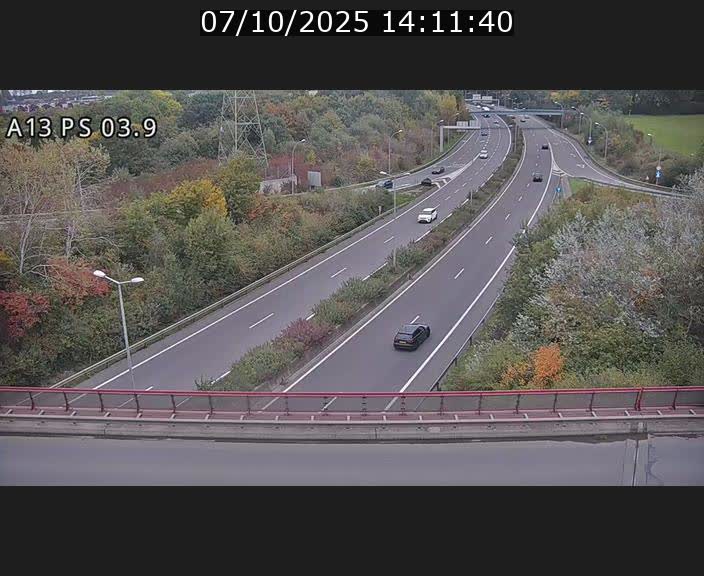 <h2>Traffic live webcam Luxembourg Differdange - A13 direction Esch-sur-Alzette - BK 3.9</h2>