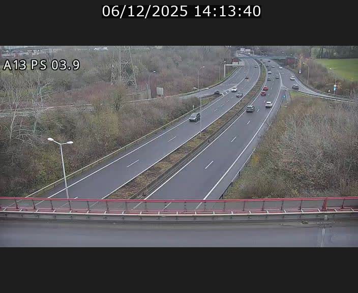 <h2>Traffic live webcam Luxembourg Differdange - A13 direction Esch-sur-Alzette - BK 3.9</h2>