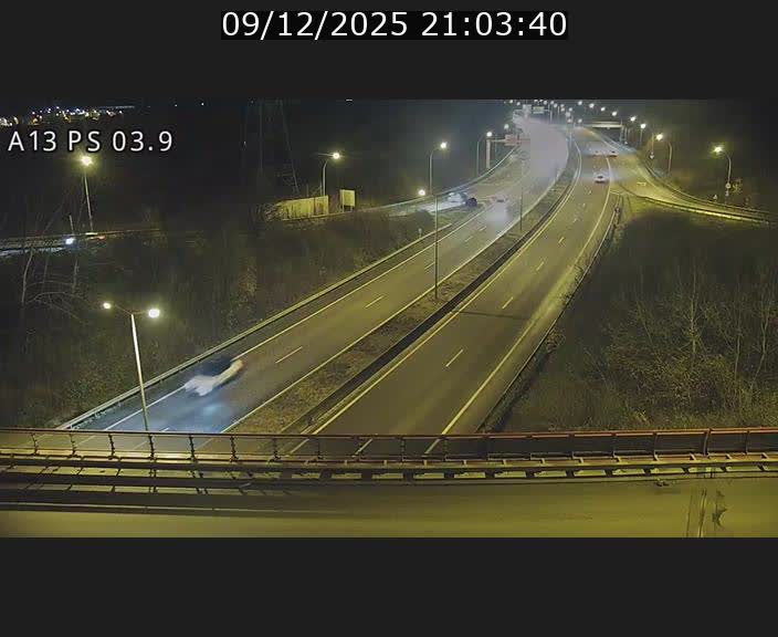 <h2>Traffic live webcam Luxembourg Differdange - A13 direction Esch-sur-Alzette - BK 3.9</h2>