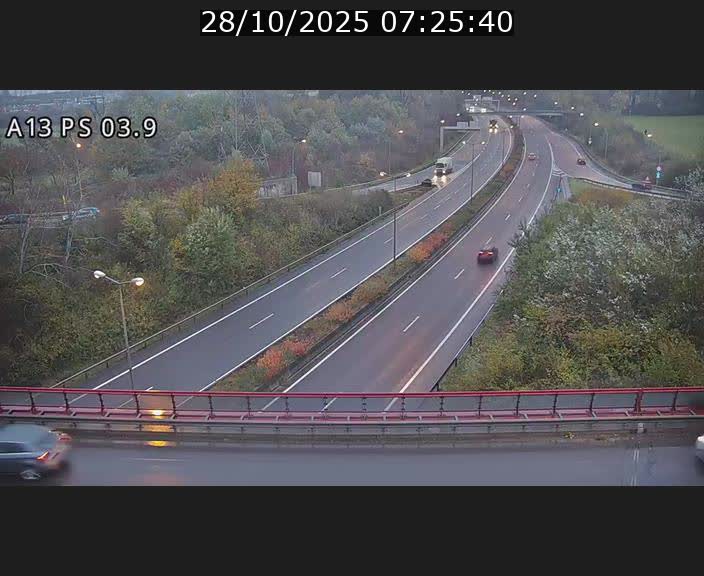 <h2>Traffic live webcam Luxembourg Differdange - A13 direction Esch-sur-Alzette - BK 3.9</h2>
