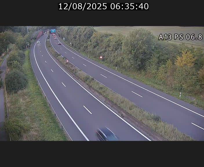 <h2>Traffic live webcam Luxembourg Ehlerange - A13 direction Esch-sur-Alzette - BK 6.8</h2>