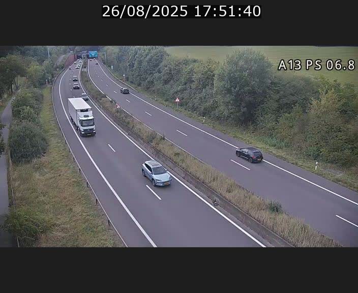 <h2>Traffic live webcam Luxembourg Ehlerange - A13 direction Esch-sur-Alzette - BK 6.8</h2>