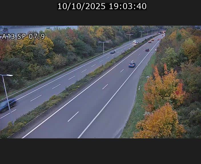 <h2>Traffic live webcam Luxembourg Jonction Lankelz - A13 direction Pétange - BK 7.9</h2>