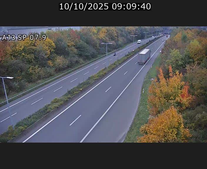 <h2>Traffic live webcam Luxembourg Jonction Lankelz - A13 direction Pétange - BK 7.9</h2>