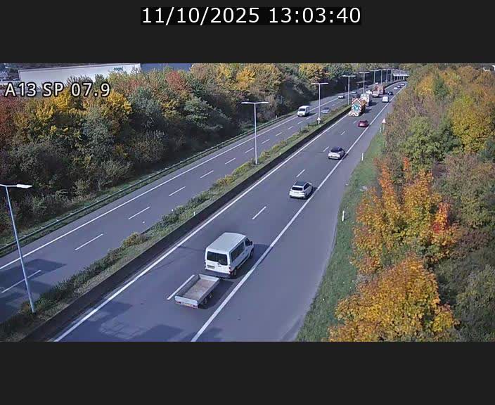 <h2>Traffic live webcam Luxembourg Jonction Lankelz - A13 direction Pétange - BK 7.9</h2>