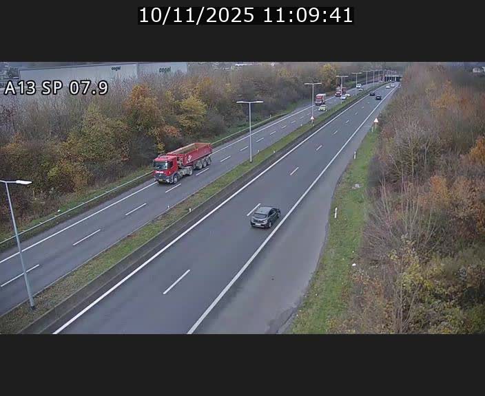 <h2>Traffic live webcam Luxembourg Jonction Lankelz - A13 direction Pétange - BK 7.9</h2>
