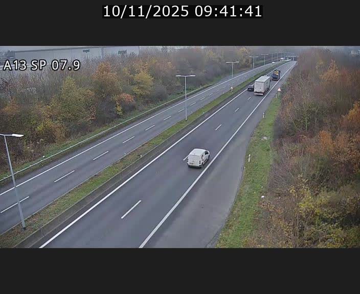 Traffic live webcam Luxembourg Jonction Lankelz - A13 direction Pétange - BK 7.9
