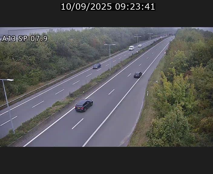 Traffic live webcam Luxembourg Jonction Lankelz - A13 direction Pétange - BK 7.9