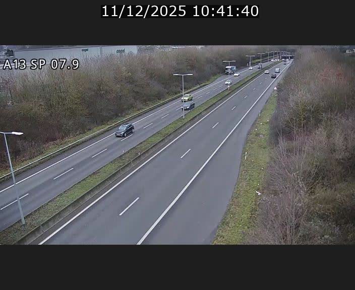 <h2>Traffic live webcam Luxembourg Jonction Lankelz - A13 direction Pétange - BK 7.9</h2>