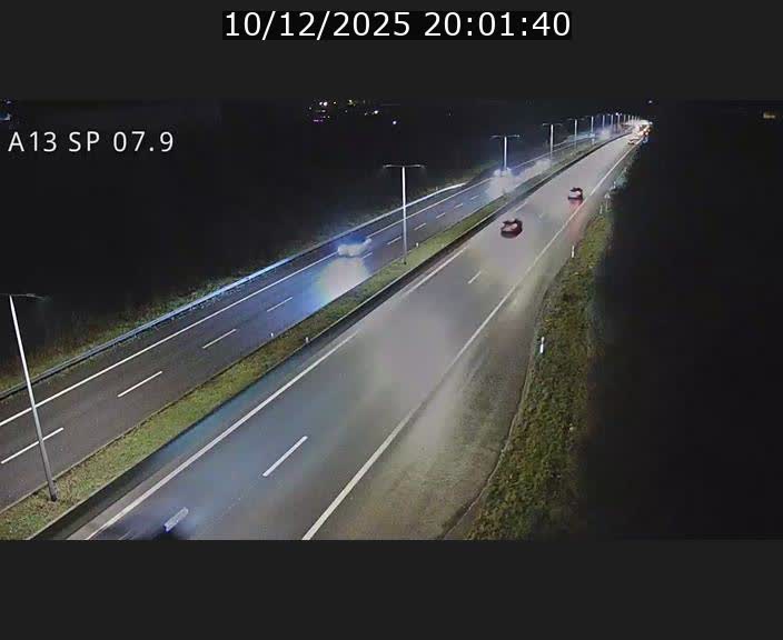 <h2>Traffic live webcam Luxembourg Jonction Lankelz - A13 direction Pétange - BK 7.9</h2>