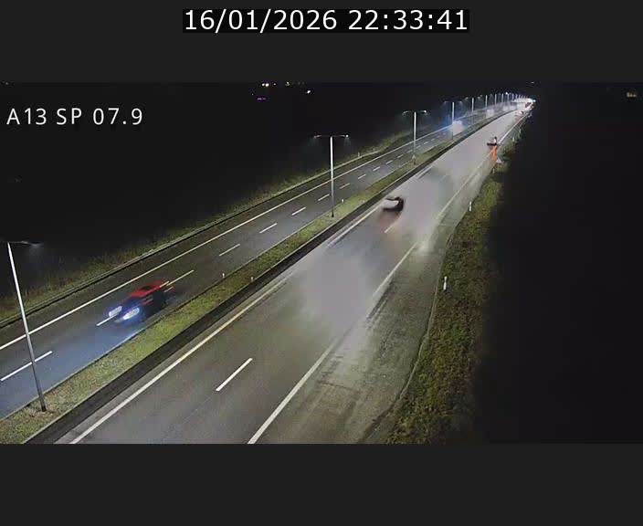 <h2>Traffic live webcam Luxembourg Jonction Lankelz - A13 direction Pétange - BK 7.9</h2>