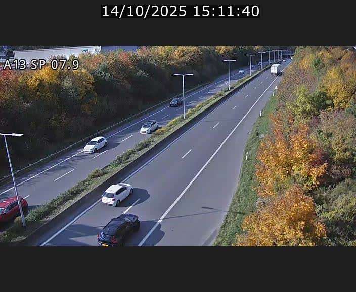 <h2>Traffic live webcam Luxembourg Jonction Lankelz - A13 direction Pétange - BK 7.9</h2>