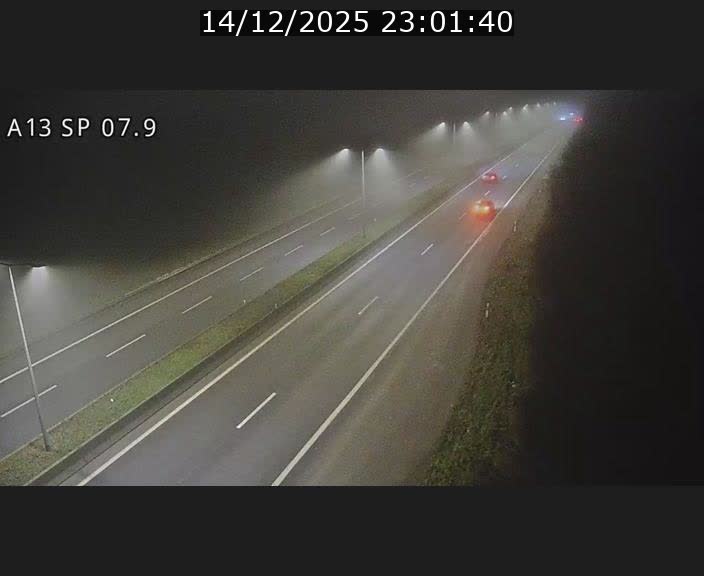 <h2>Traffic live webcam Luxembourg Jonction Lankelz - A13 direction Pétange - BK 7.9</h2>
