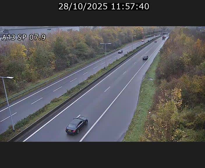 <h2>Traffic live webcam Luxembourg Jonction Lankelz - A13 direction Pétange - BK 7.9</h2>