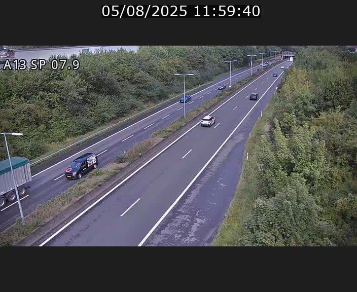 Traffic live webcam Luxembourg Jonction Lankelz - A13 direction Pétange - BK 7.9
